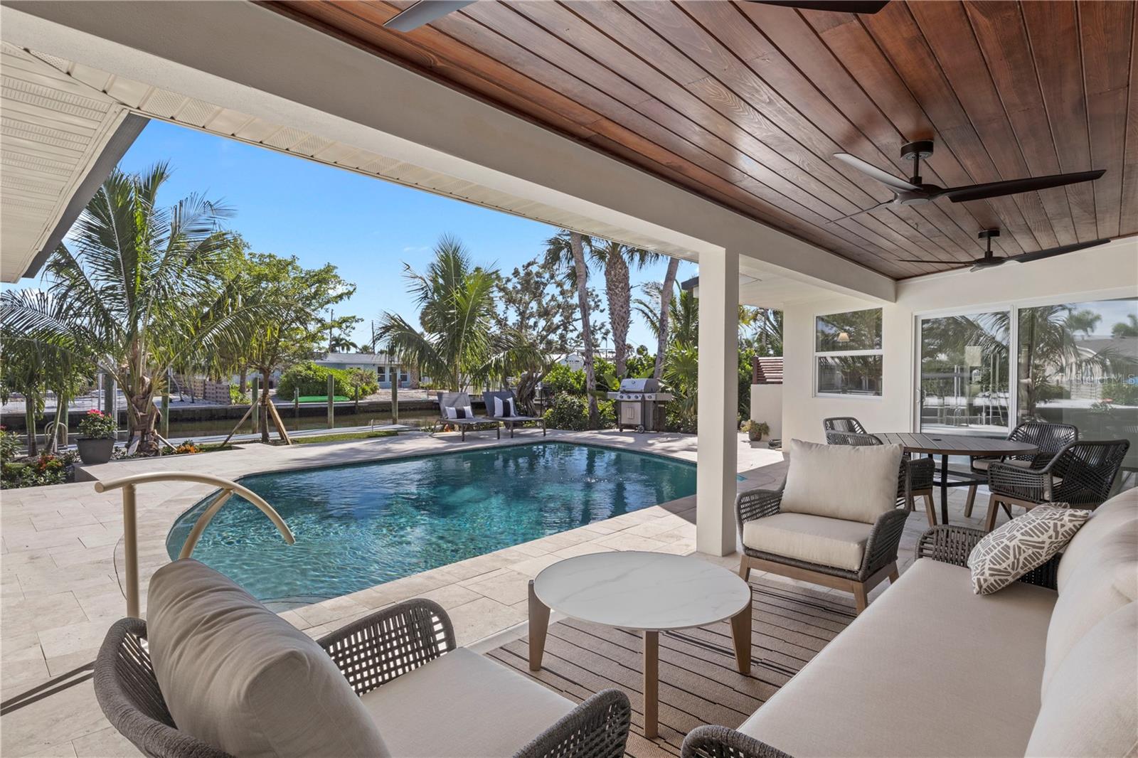 Image 47 of 81 For 624 Dundee Lane