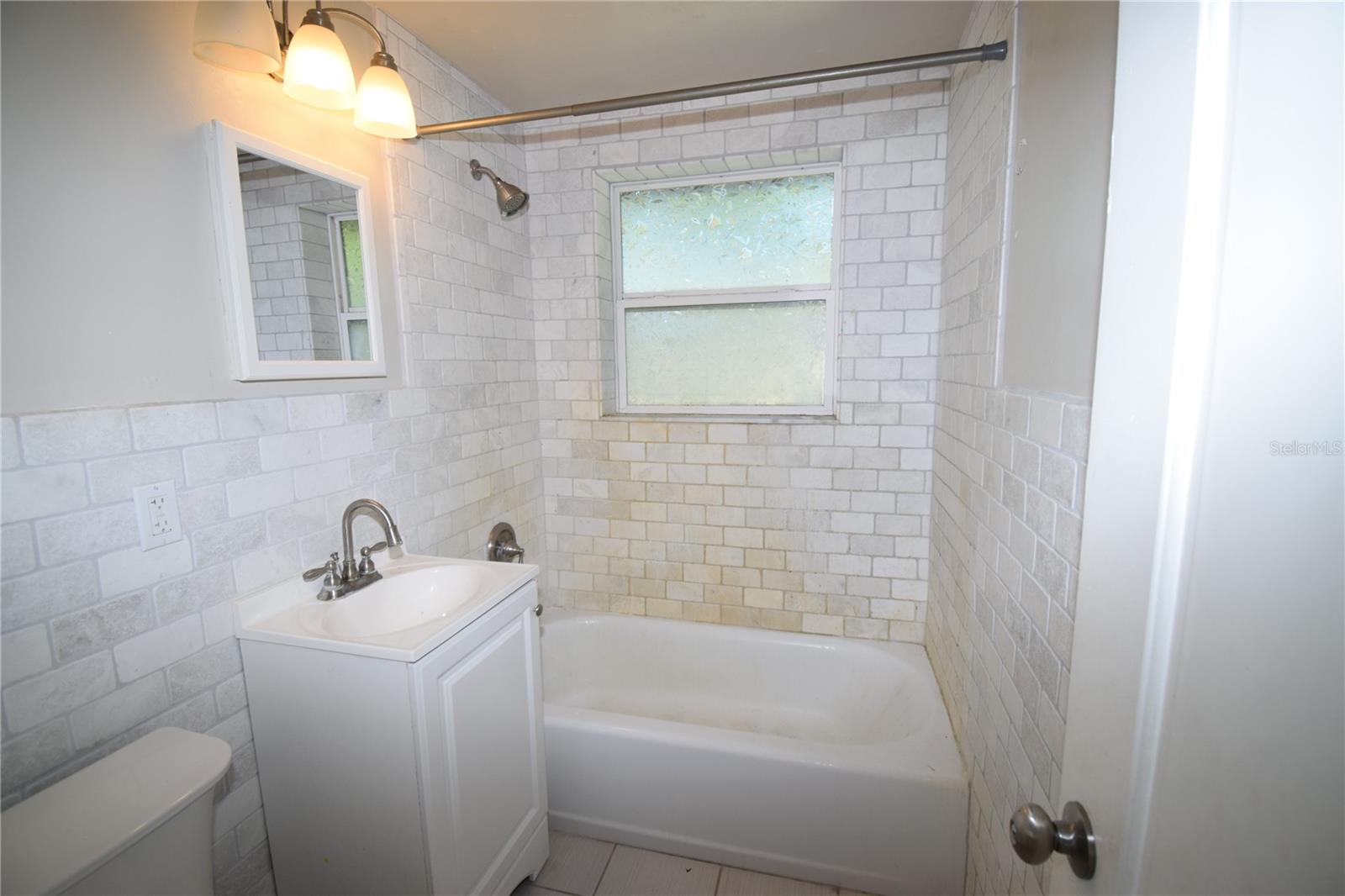 Image 18 of 21 For 344 Terrapin Road