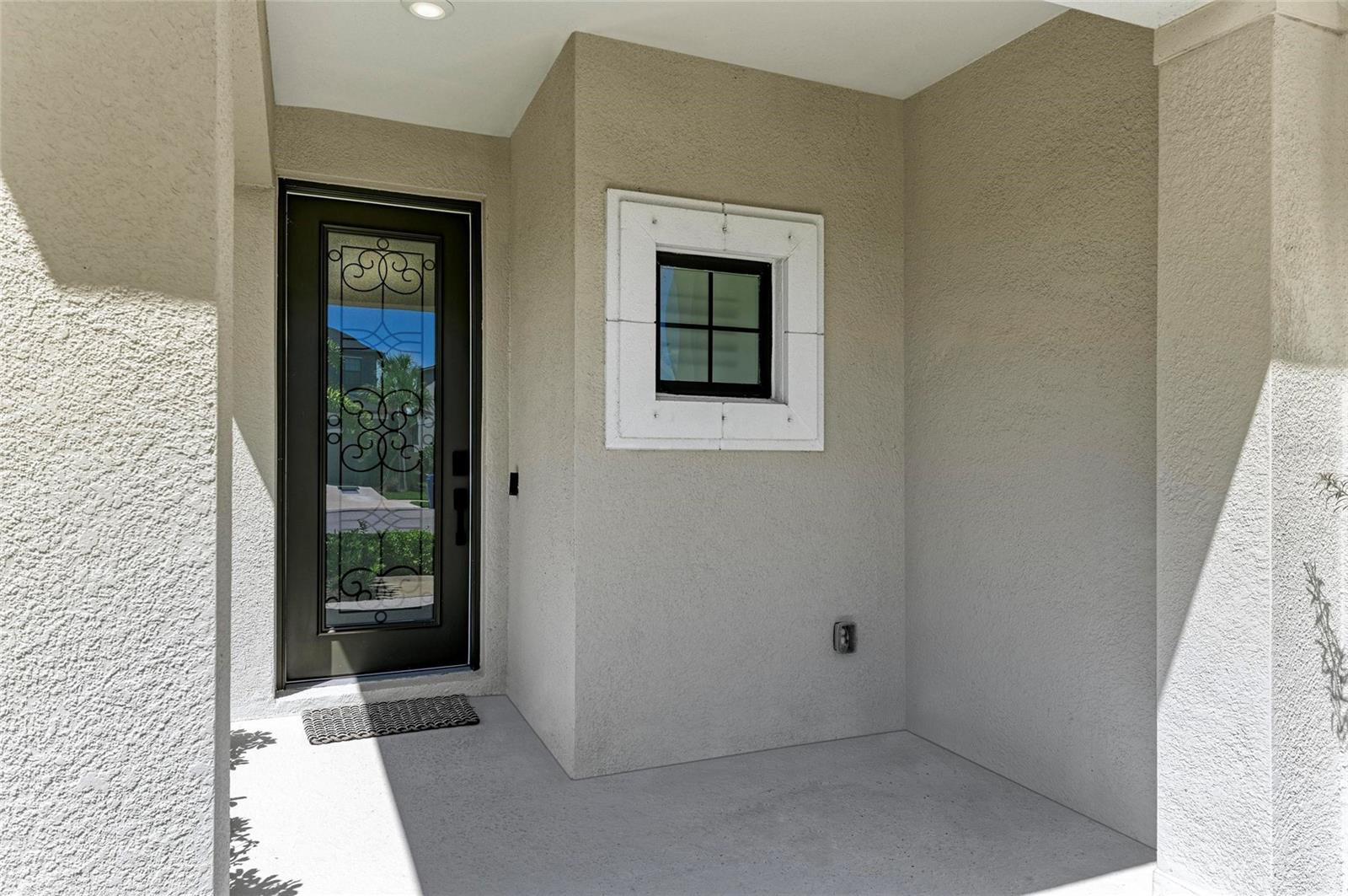 Image 4 of 53 For 16225 Paynes Mill Drive