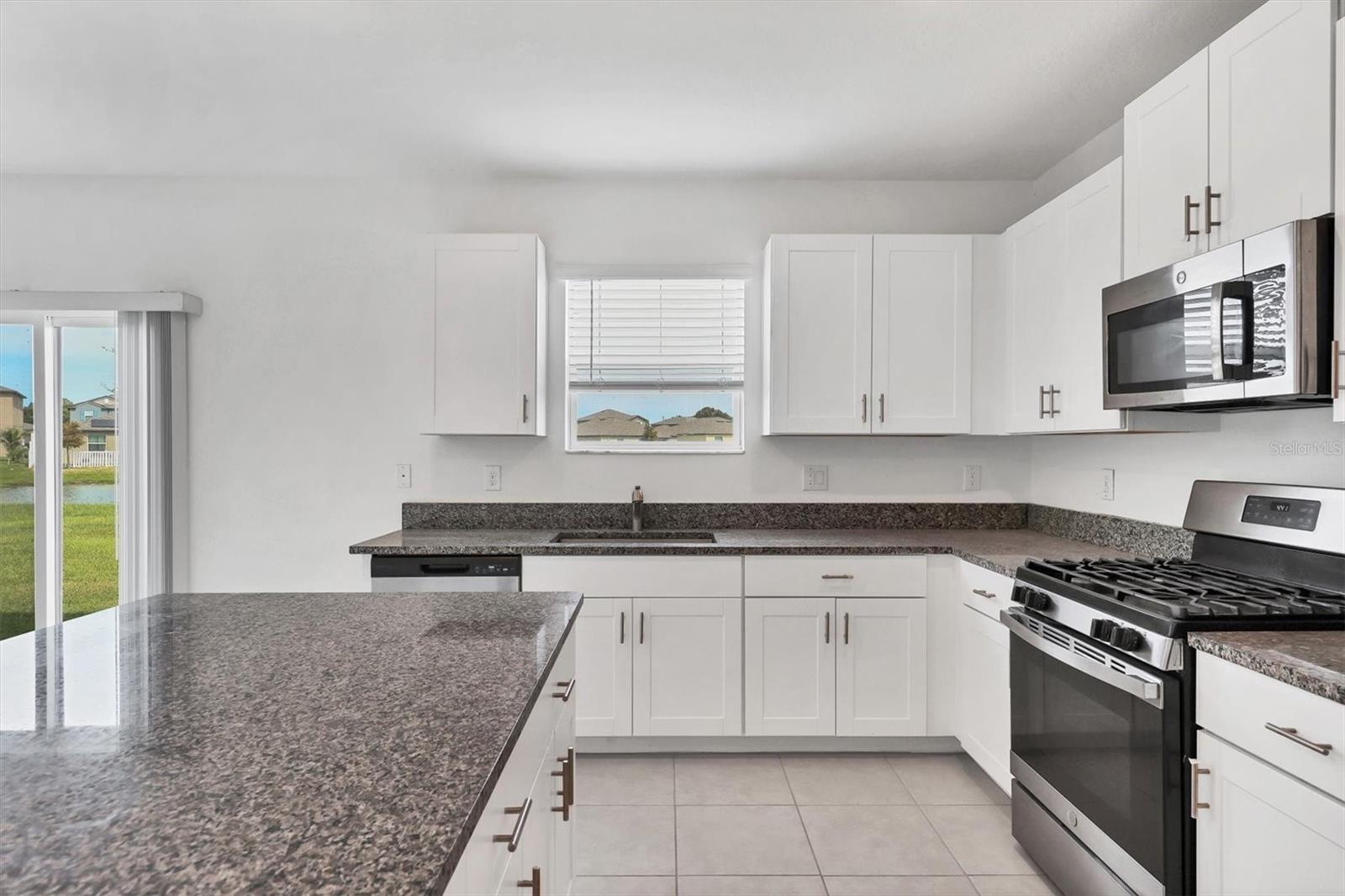 Image 14 of 38 For 8526 40th Circle E