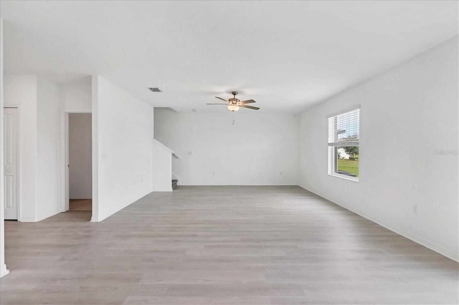 Image 7 of 38 For 8526 40th Circle E