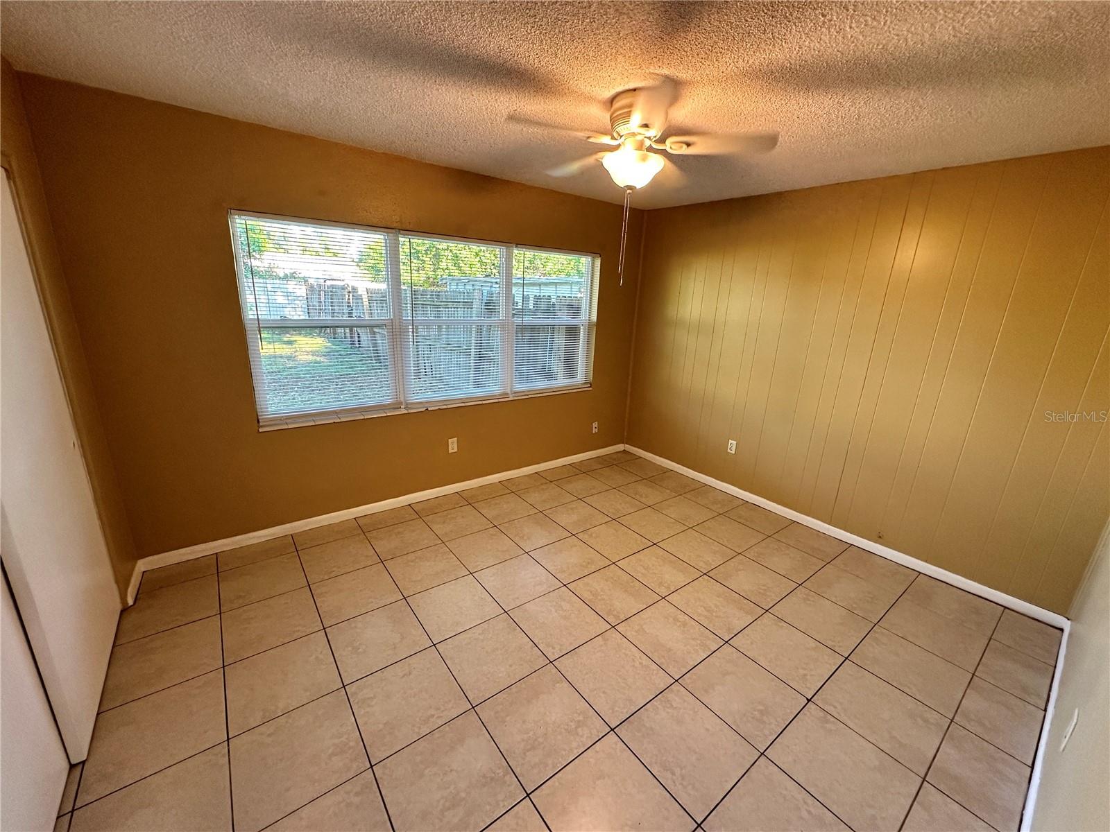Image 10 of 35 For 4416 19th Street Circle W A