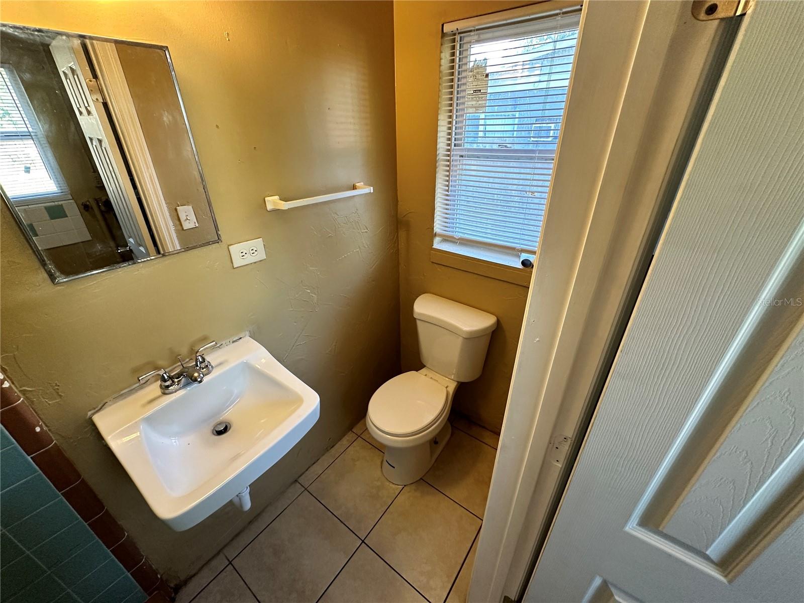 Image 27 of 35 For 4416 19th Street Circle W A