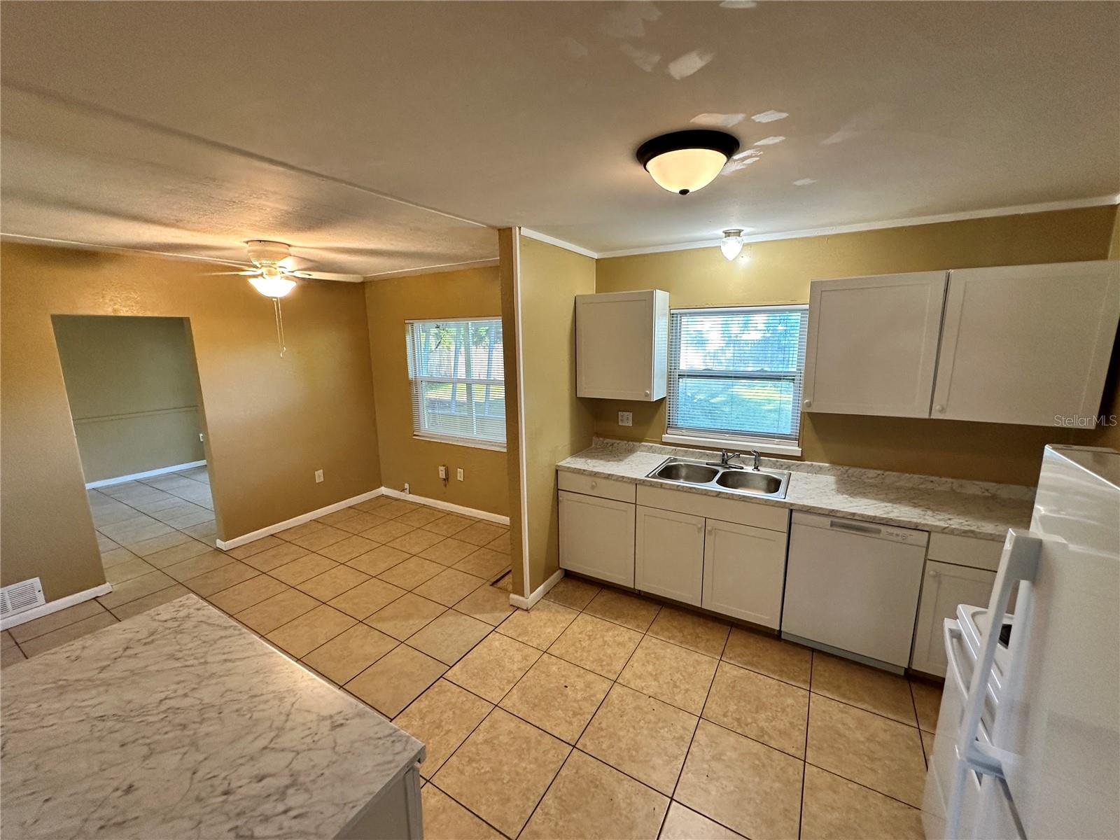 Image 7 of 35 For 4416 19th Street Circle W A