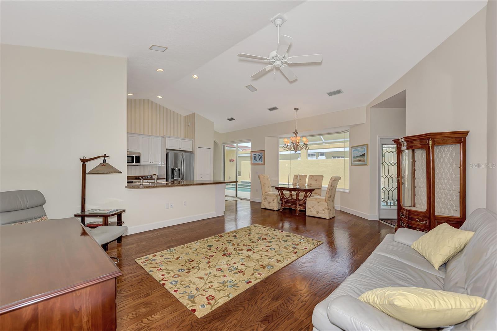 Image 26 of 67 For 7270 Alicante Drive 3
