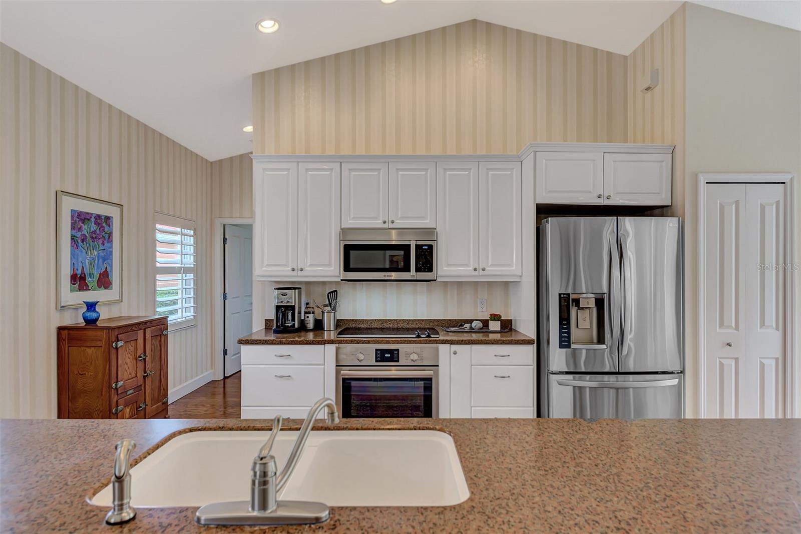 Image 40 of 67 For 7270 Alicante Drive 3