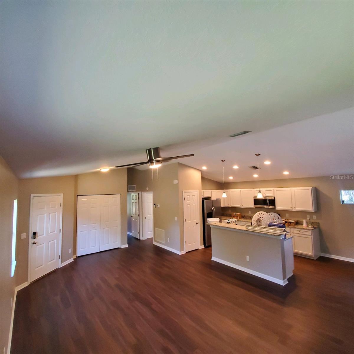 Image 4 of 11 For 4000 Almond Avenue