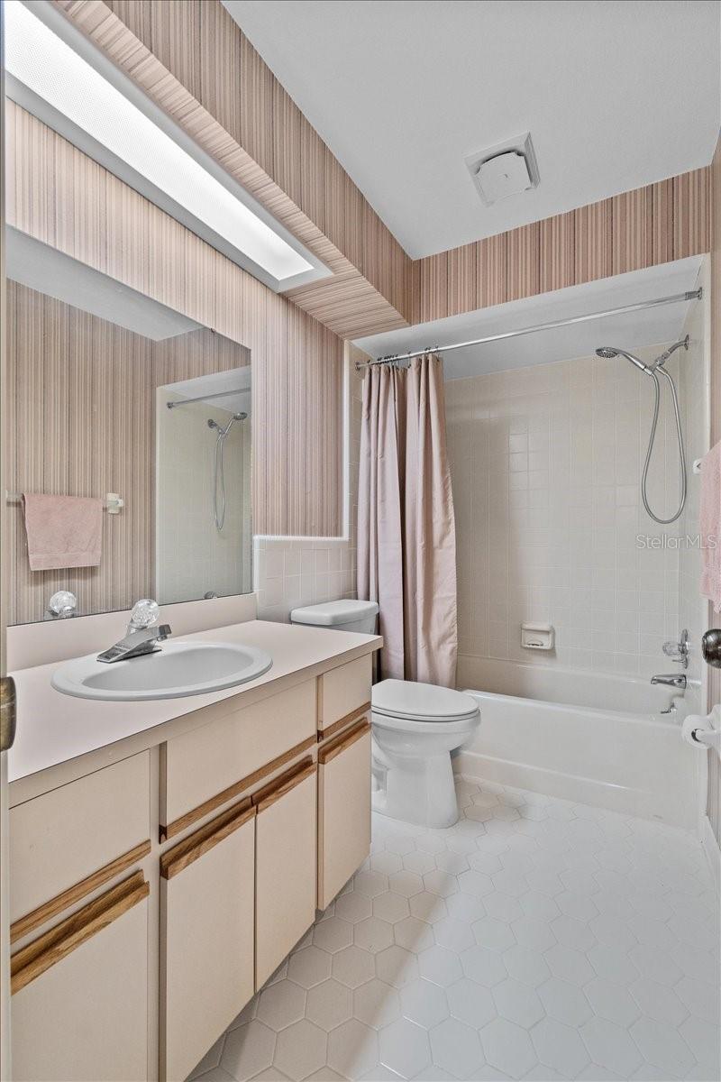 Image 18 of 25 For 511 Pebble Springs Court