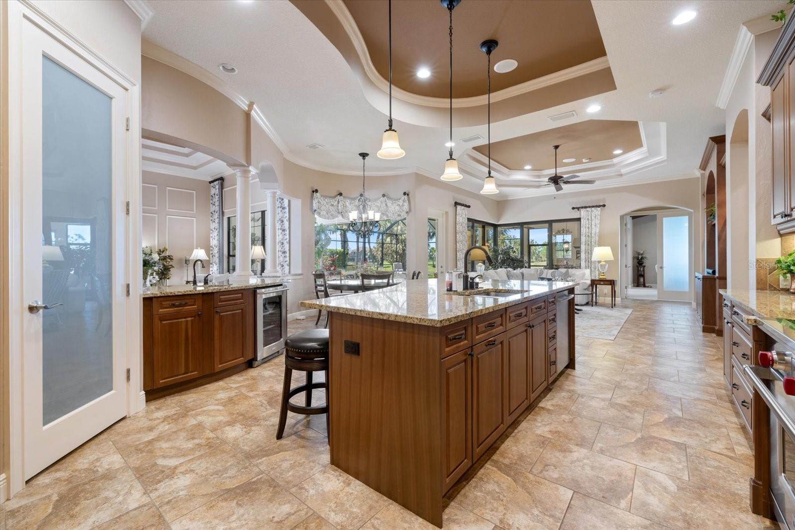 Image 17 of 80 For 26725 Raphis Royale Boulevard