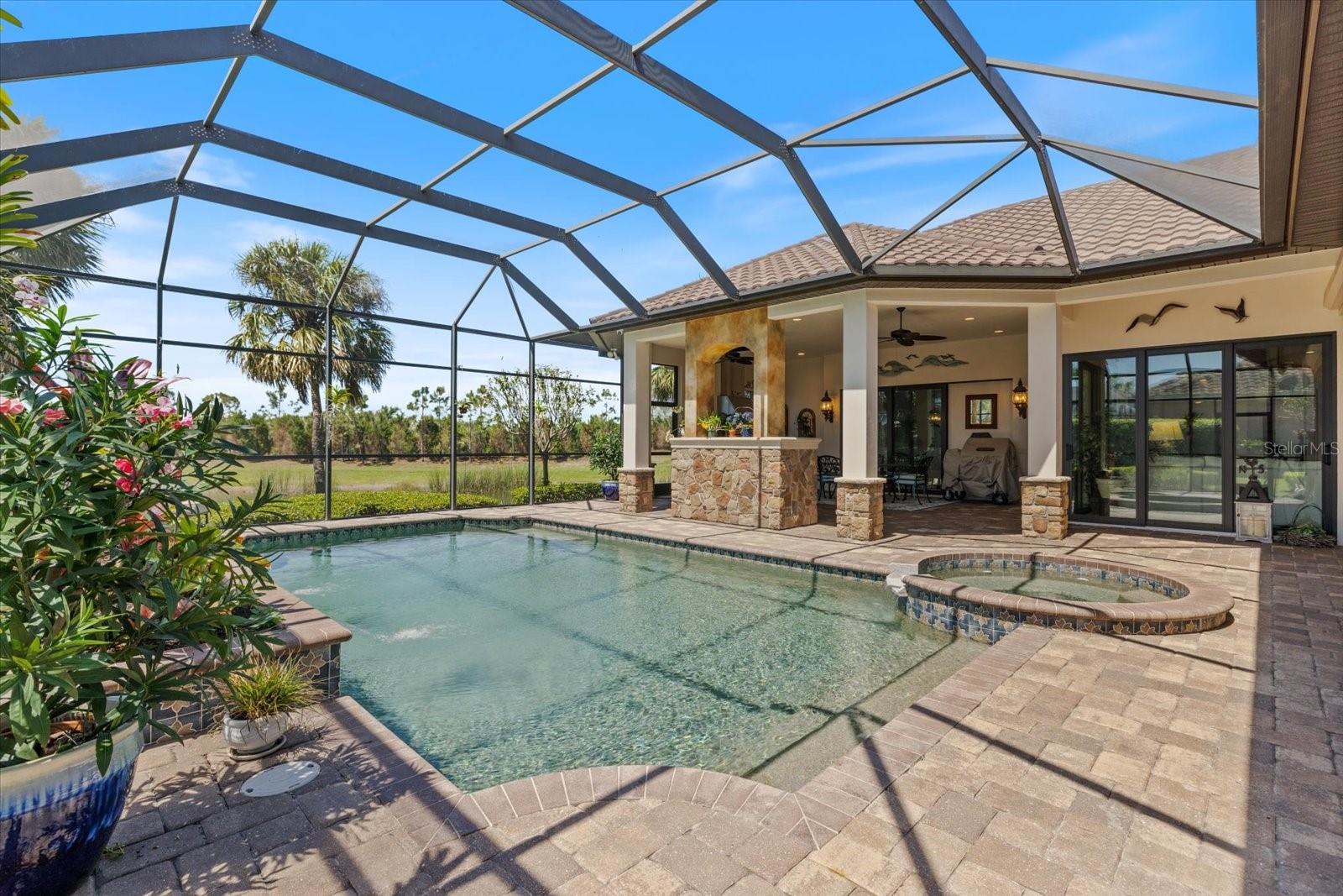 Image 22 of 80 For 26725 Raphis Royale Boulevard