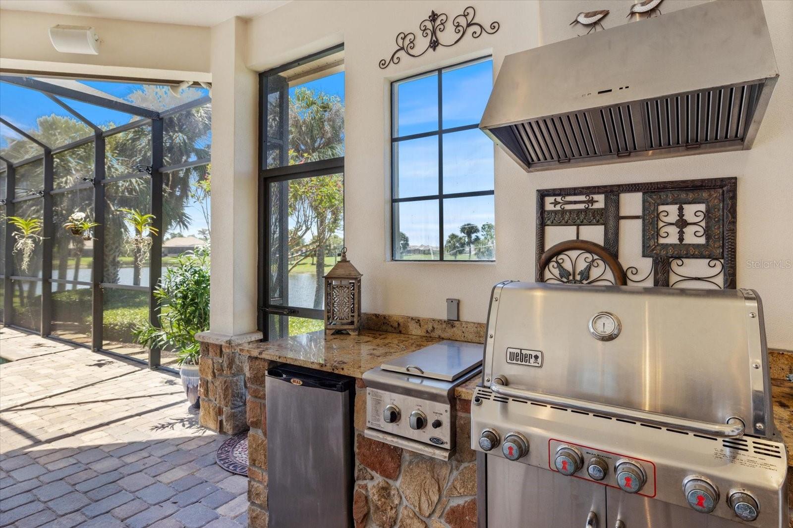 Image 28 of 80 For 26725 Raphis Royale Boulevard