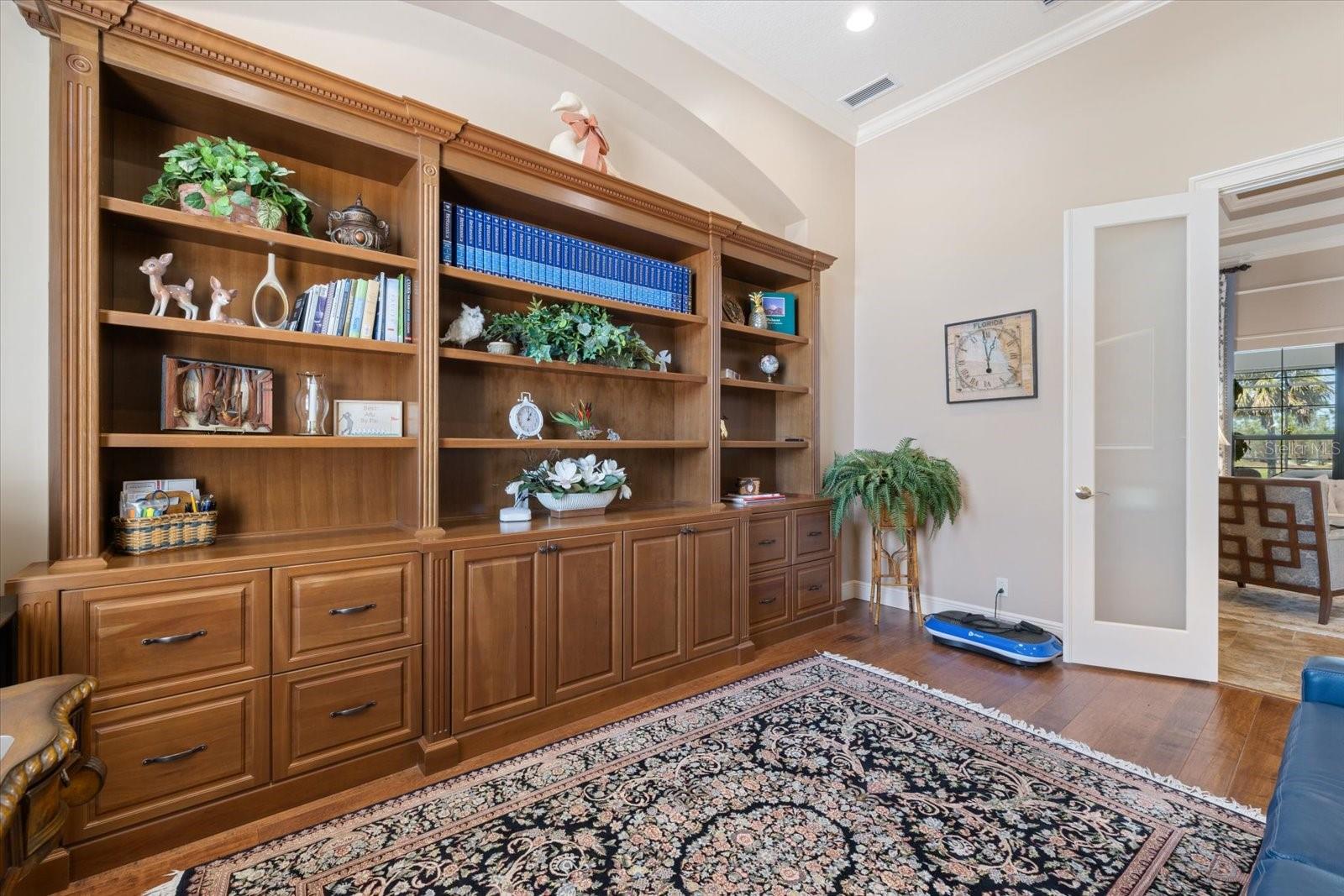 Image 41 of 80 For 26725 Raphis Royale Boulevard