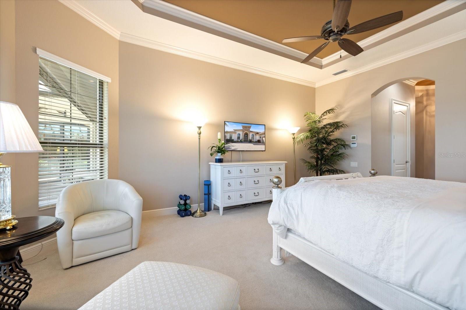 Image 46 of 80 For 26725 Raphis Royale Boulevard