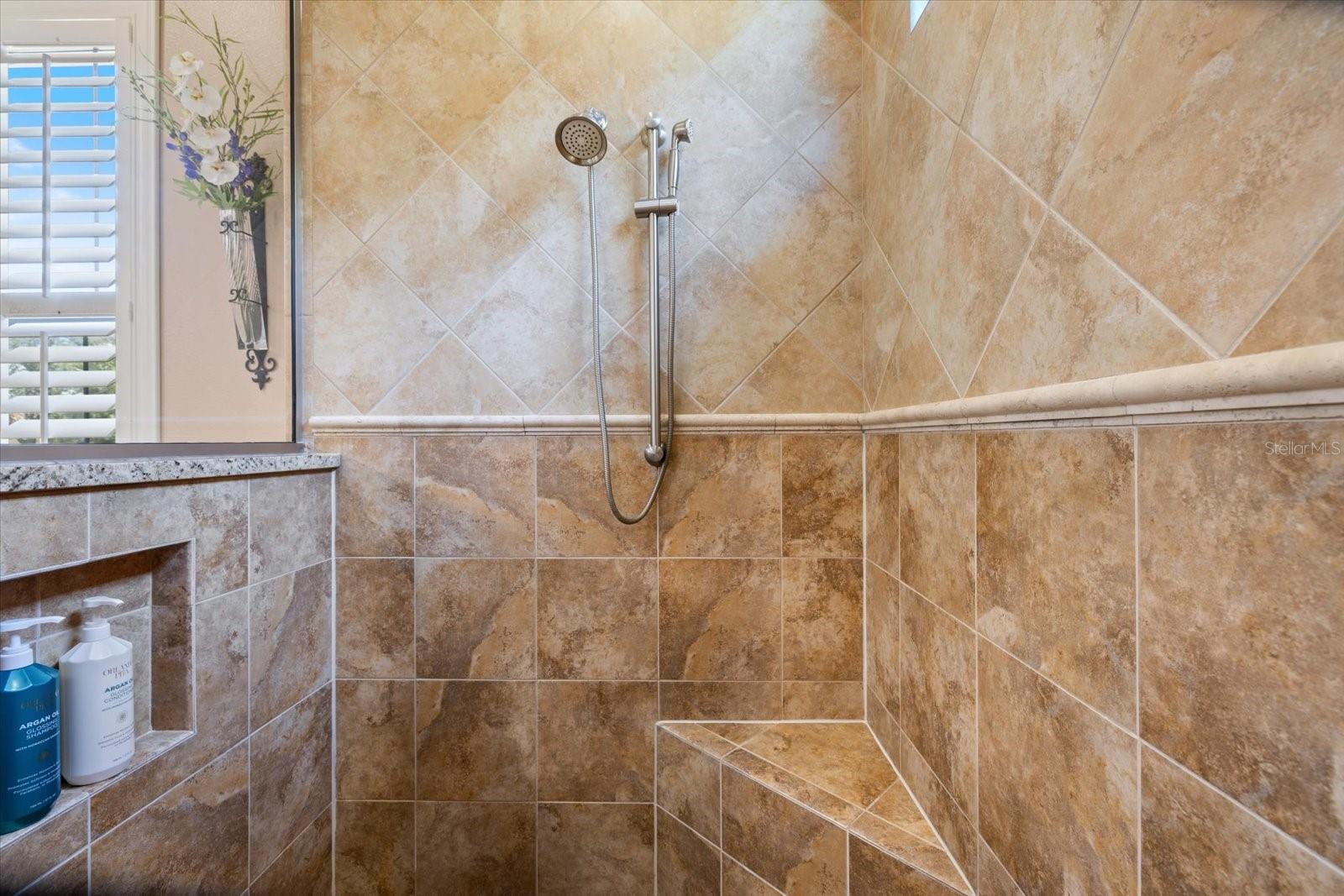 Image 52 of 80 For 26725 Raphis Royale Boulevard