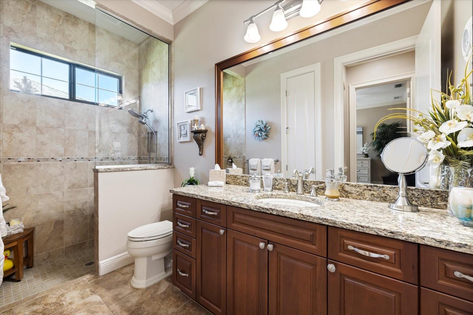 Image 63 of 80 For 26725 Raphis Royale Boulevard