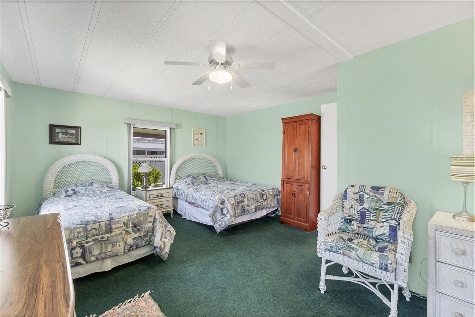 Image 14 of 42 For 4515 13th Street E
