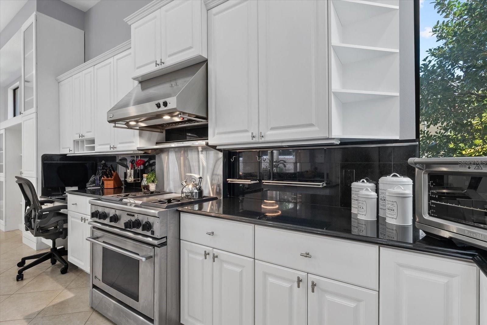 Image 14 of 79 For 13876 Siena Loop