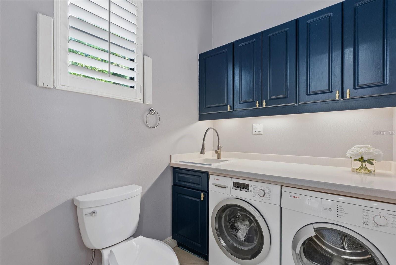 Image 20 of 79 For 13876 Siena Loop