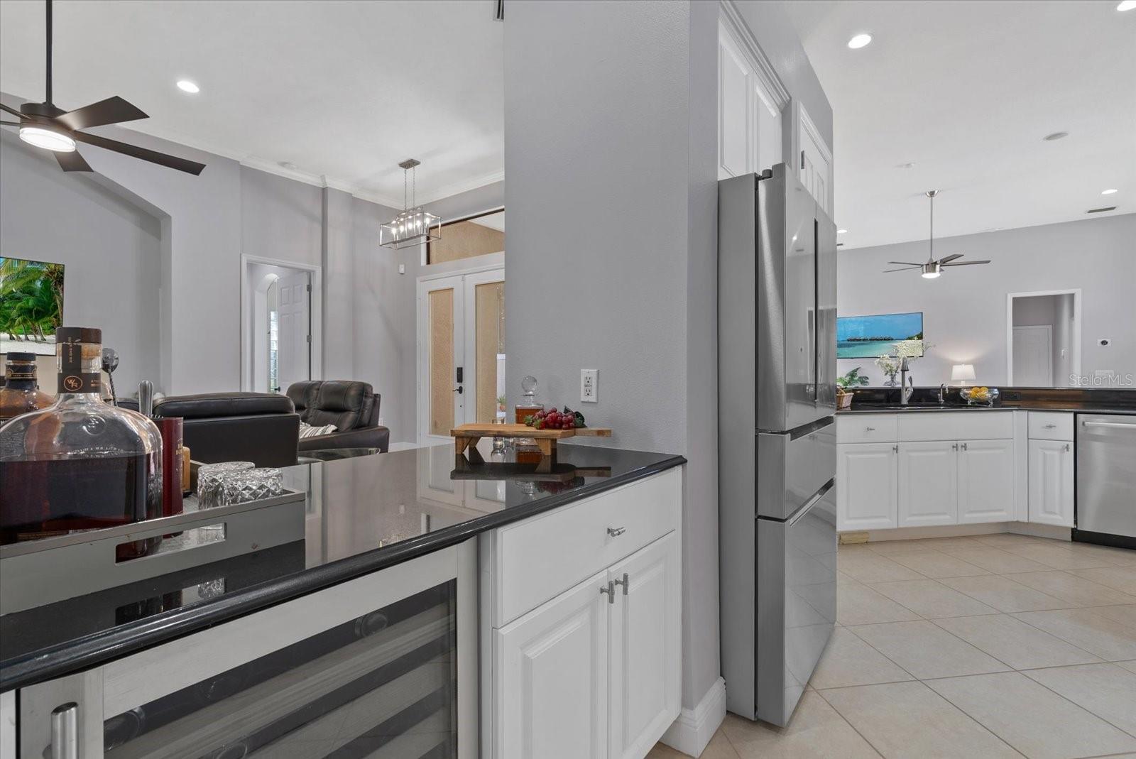 Image 21 of 79 For 13876 Siena Loop