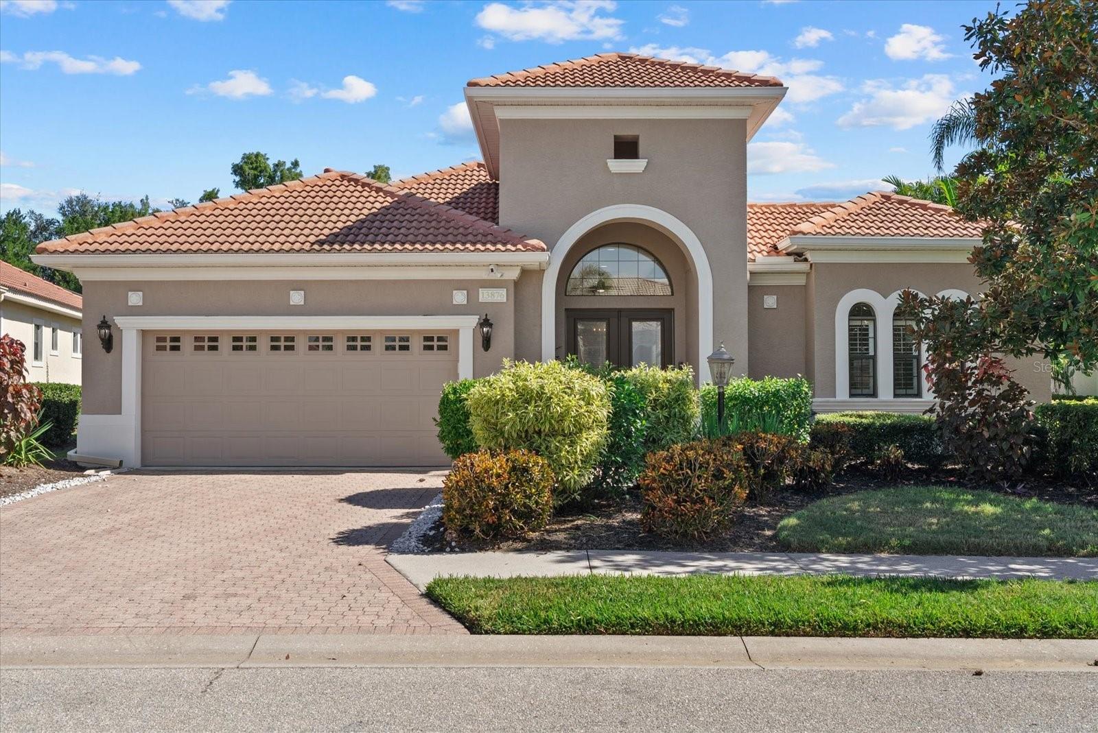 Image 3 of 79 For 13876 Siena Loop