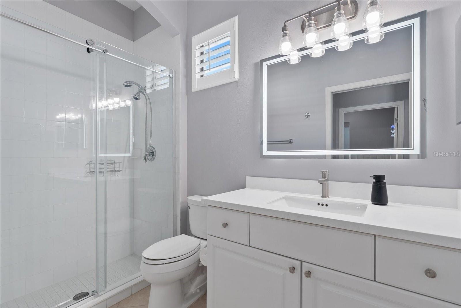 Image 40 of 79 For 13876 Siena Loop