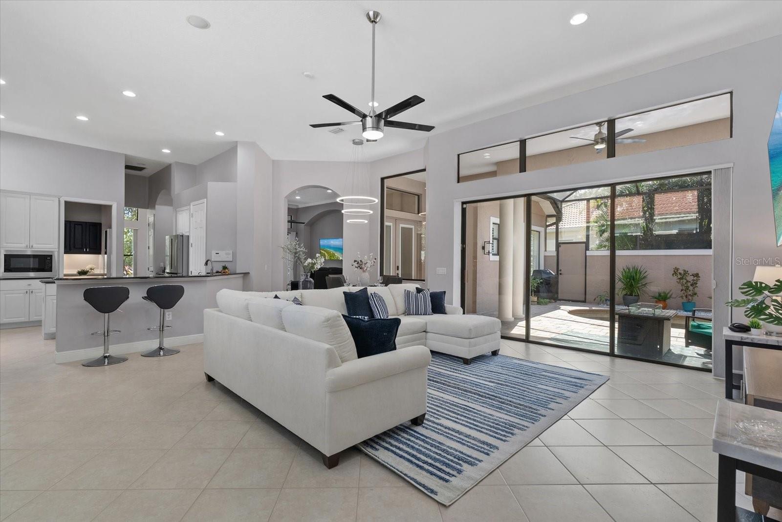 Image 6 of 79 For 13876 Siena Loop