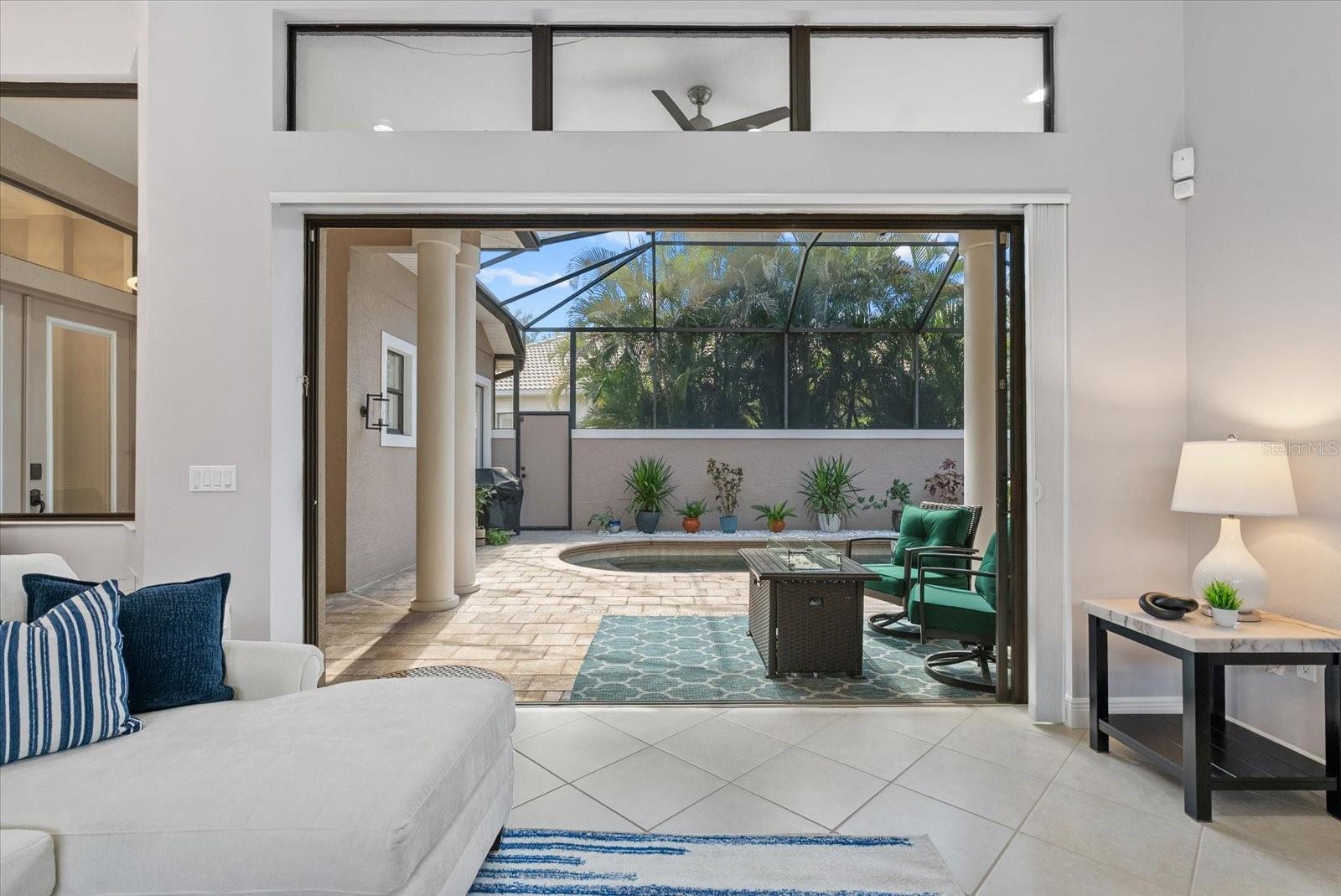 Image 7 of 79 For 13876 Siena Loop