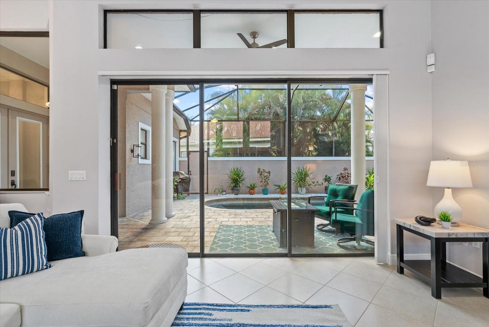 Image 8 of 79 For 13876 Siena Loop