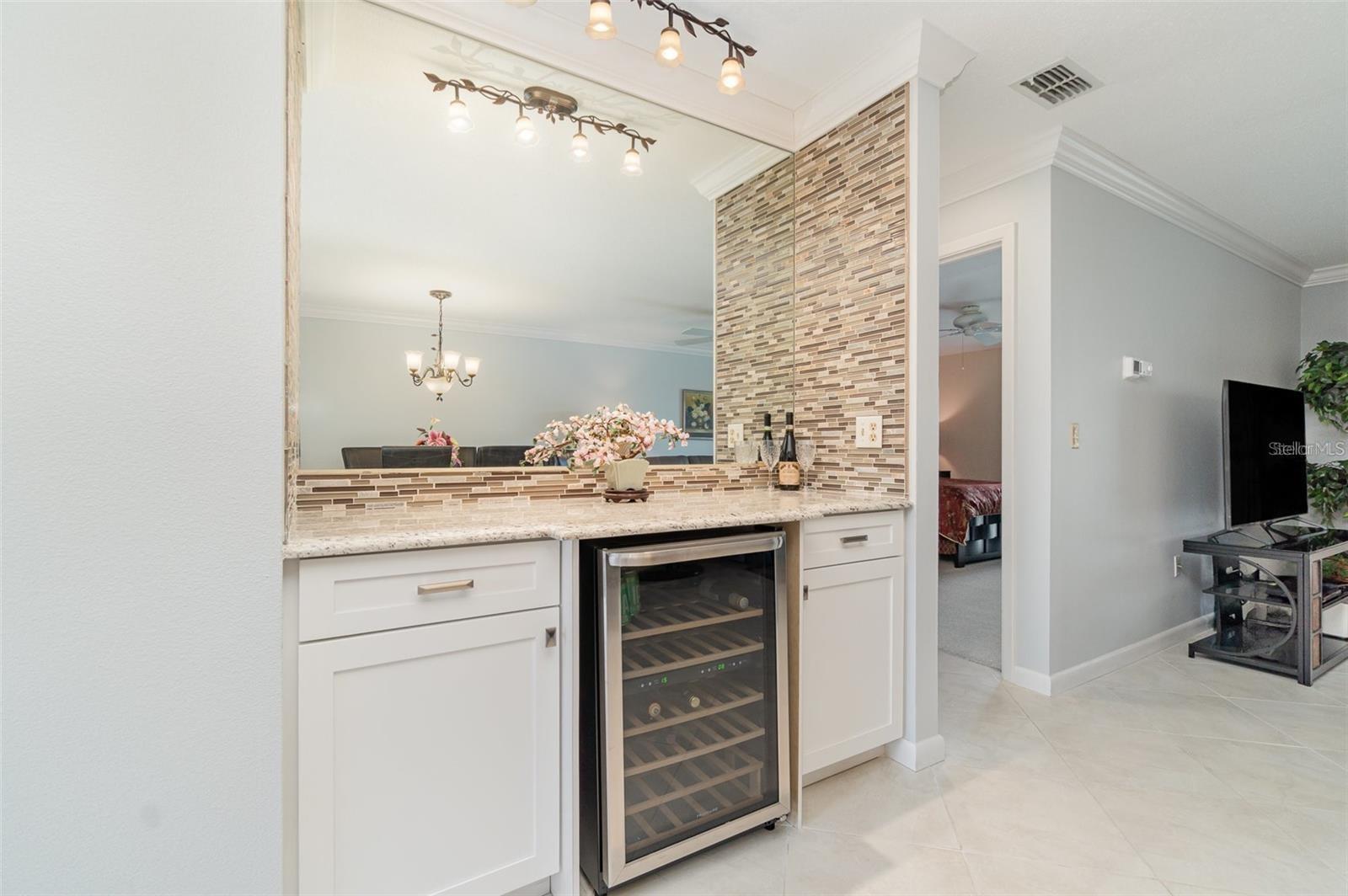 Image 13 of 26 For 764 Avenida Estancia  208
