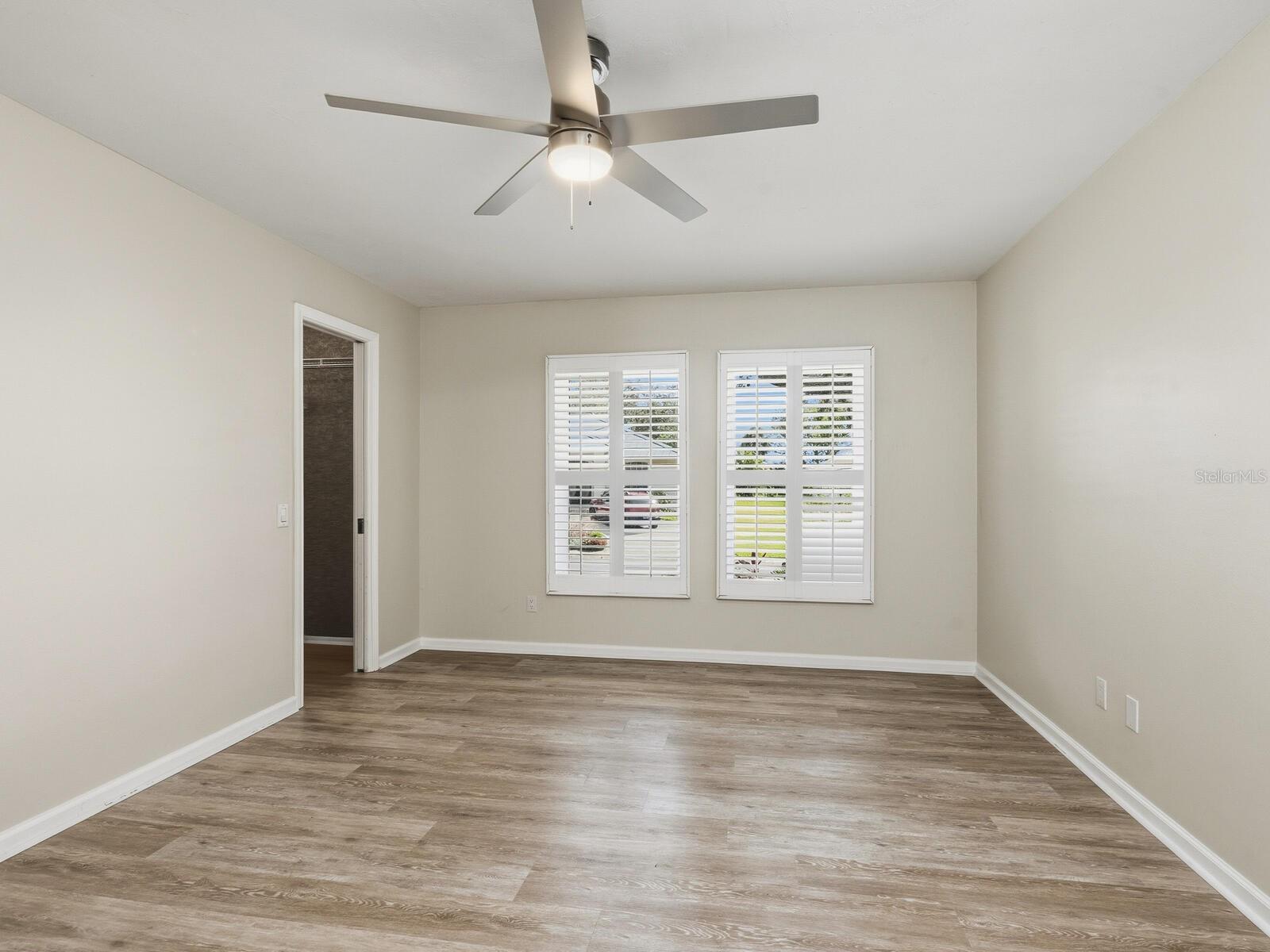 Image 26 of 56 For 140 Sea Anchor Drive