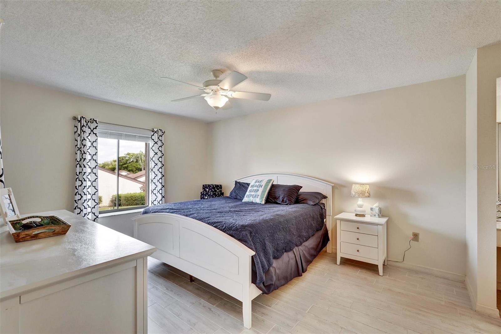 Image 14 of 27 For 6221 Timber Lake Drive C10
