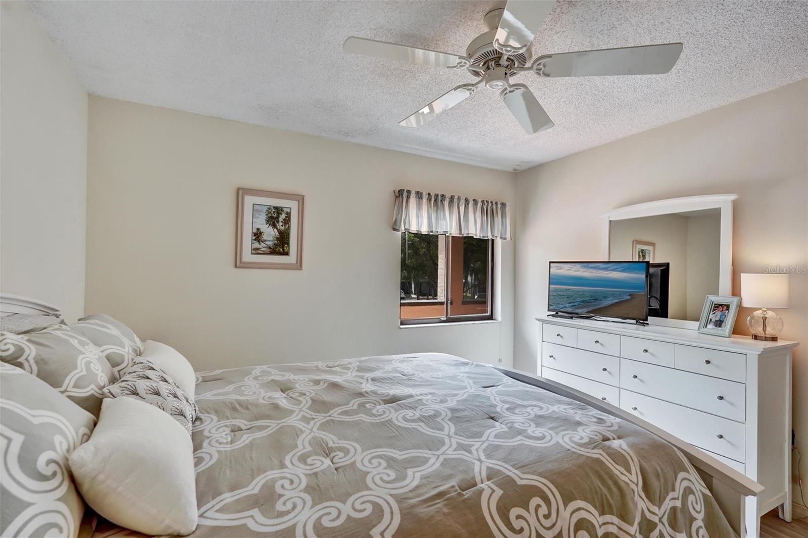 Image 22 of 27 For 6221 Timber Lake Drive C10