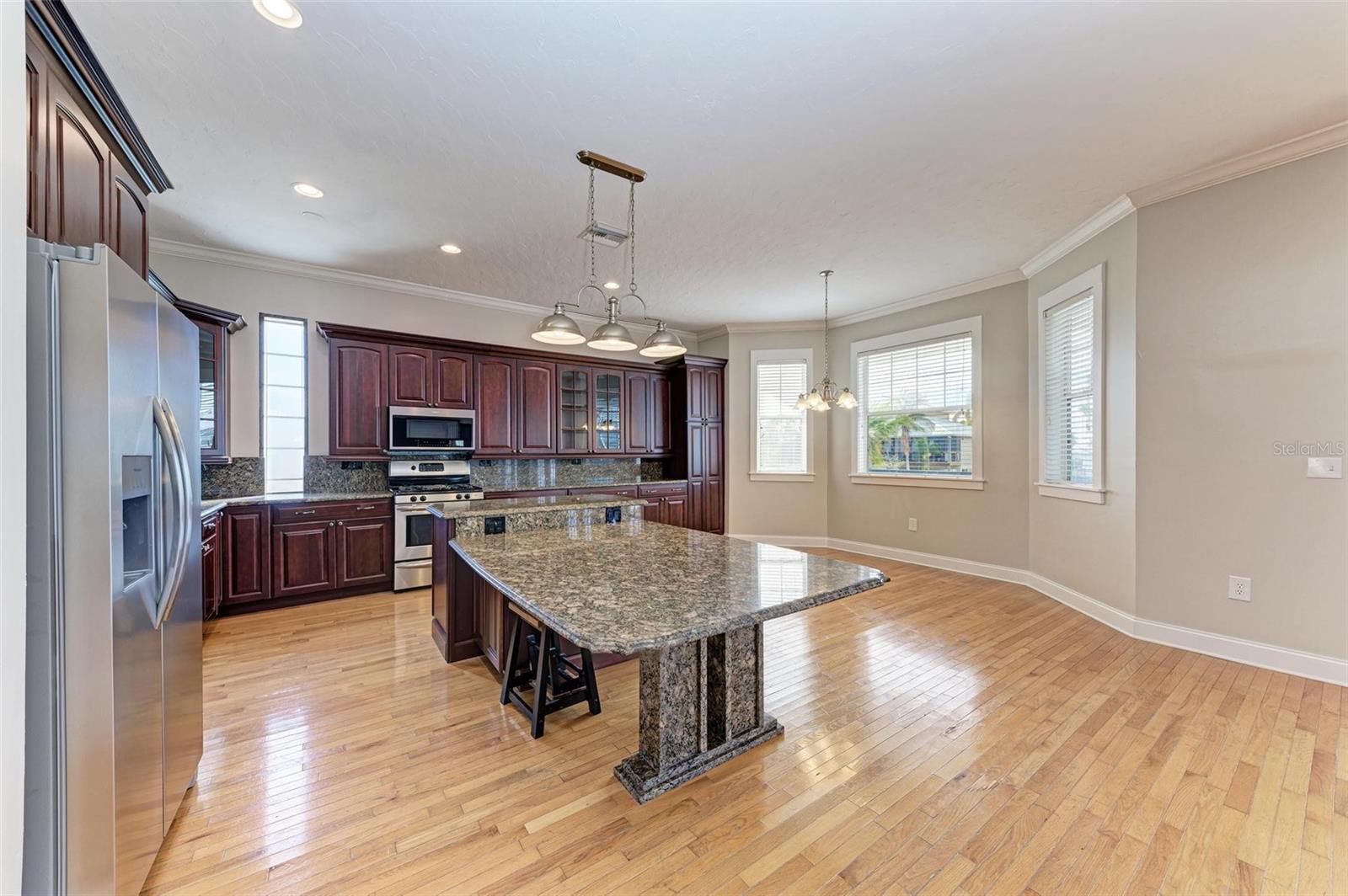 Image 49 of 86 For 1825 Bayshore Drive