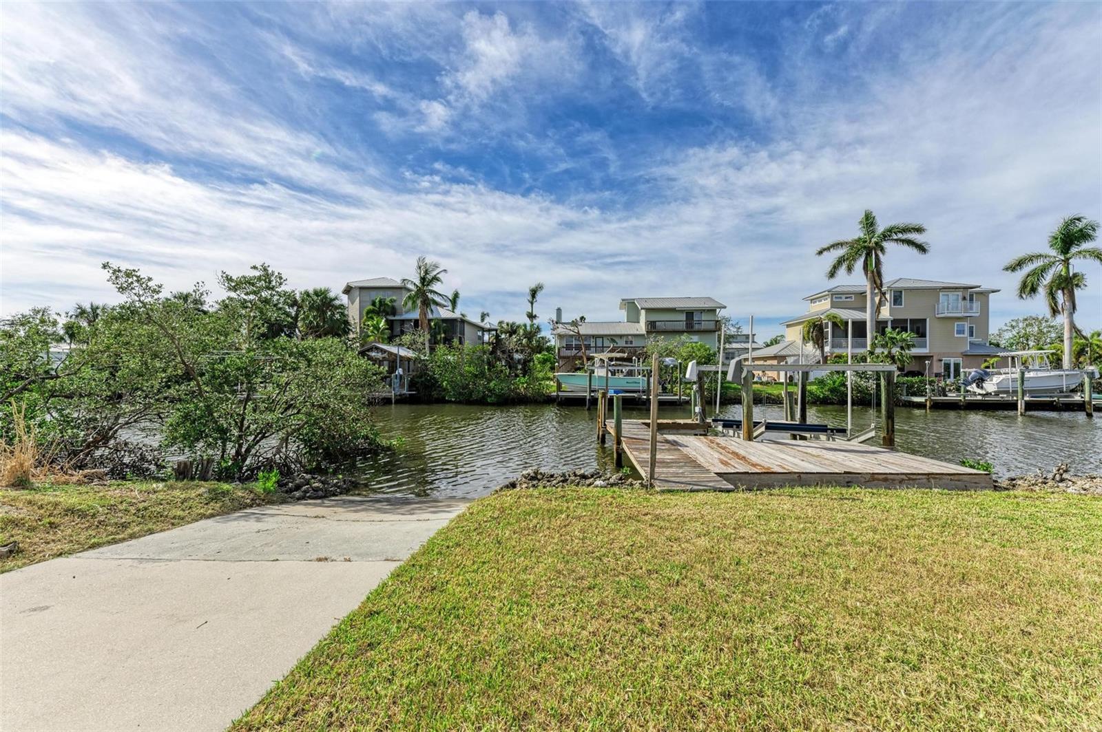 Image 76 of 86 For 1825 Bayshore Drive