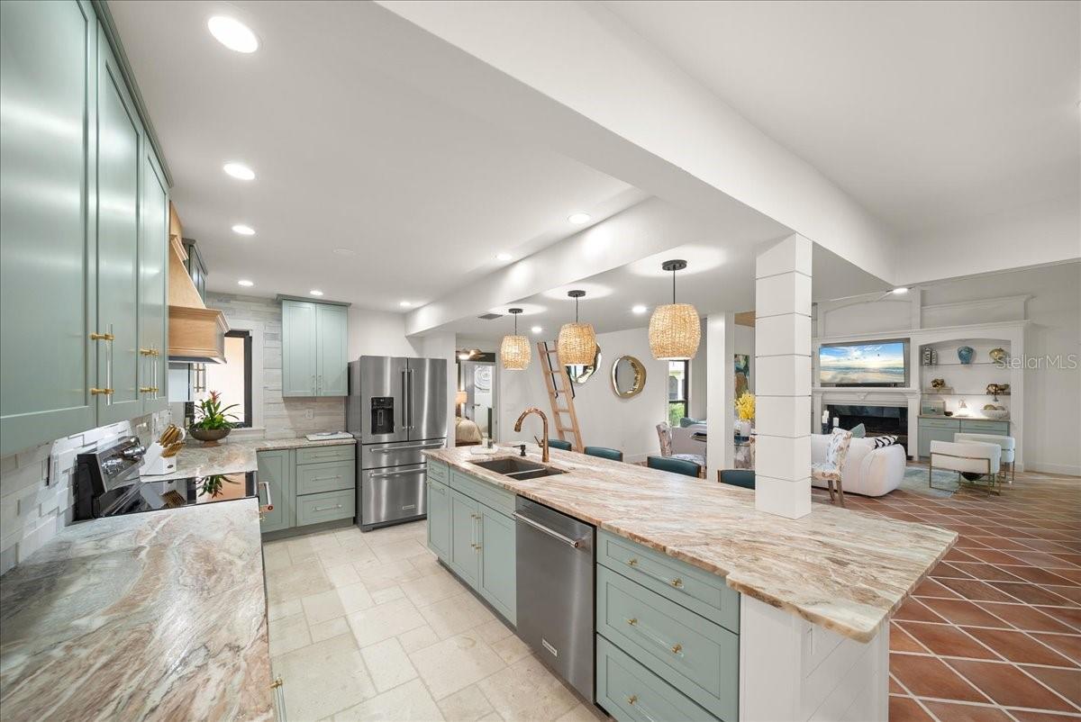 Image 25 of 97 For 718 Golden Beach Boulevard 1