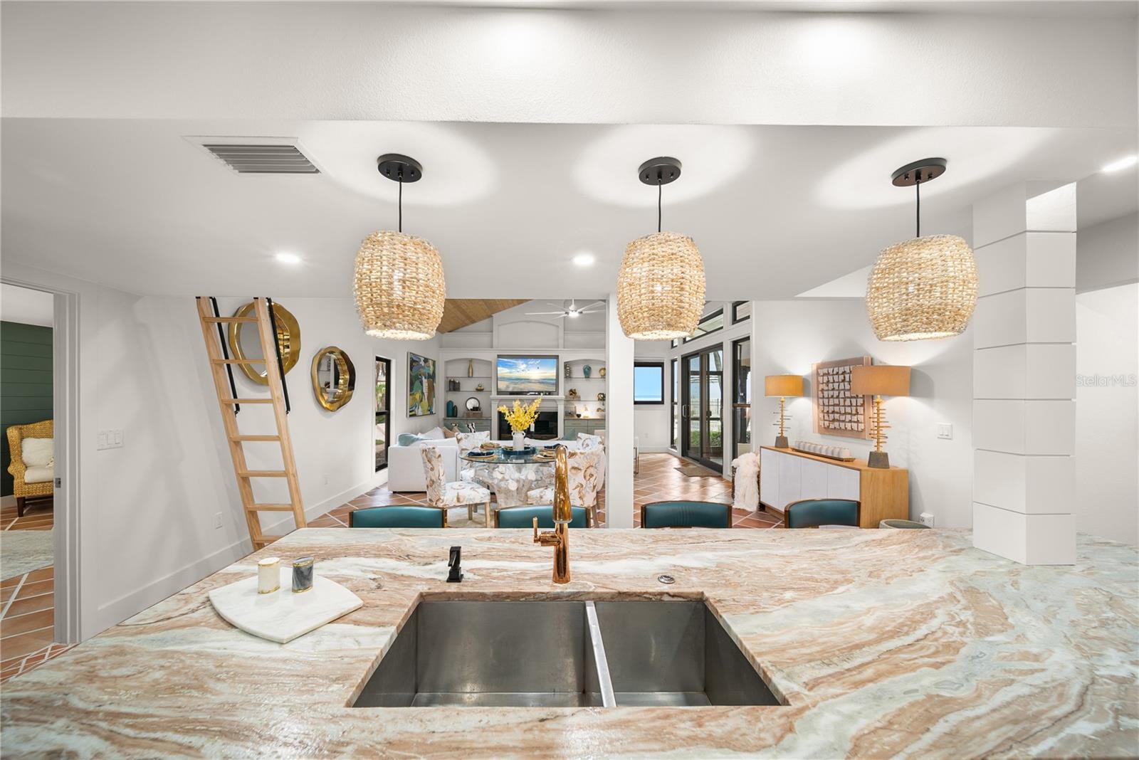 Image 27 of 97 For 718 Golden Beach Boulevard 1