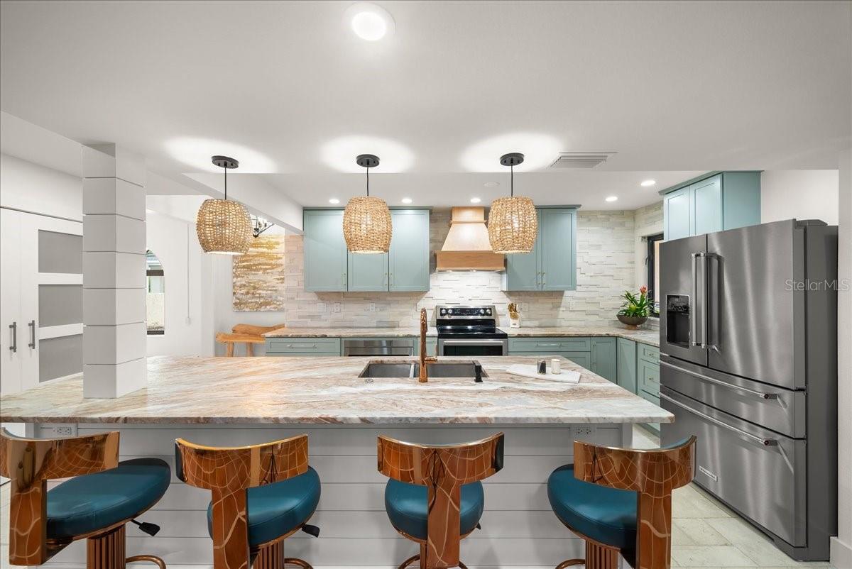 Image 33 of 97 For 718 Golden Beach Boulevard 1