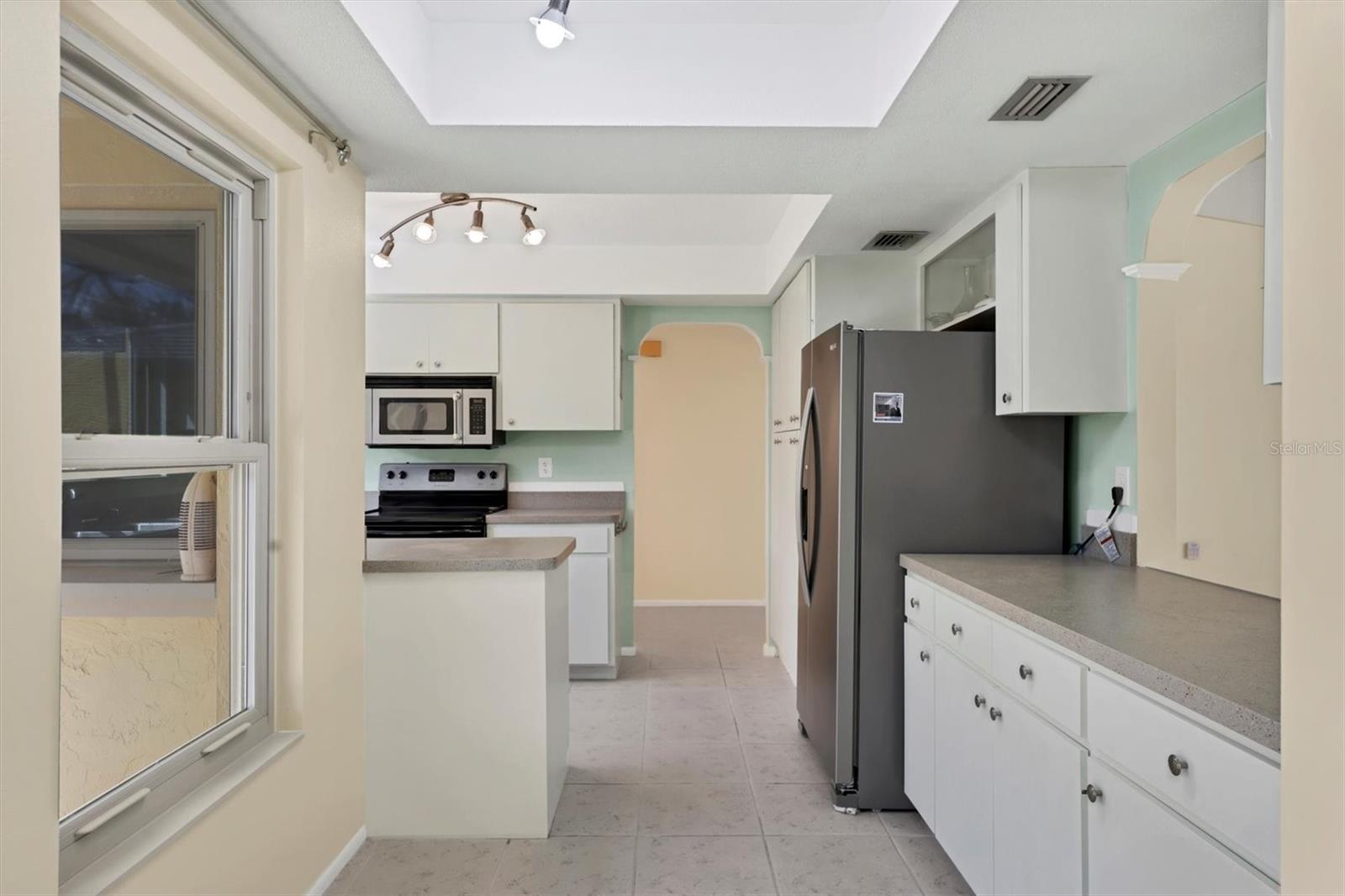 Image 6 of 43 For 3638 Glen Oaks Manor Drive