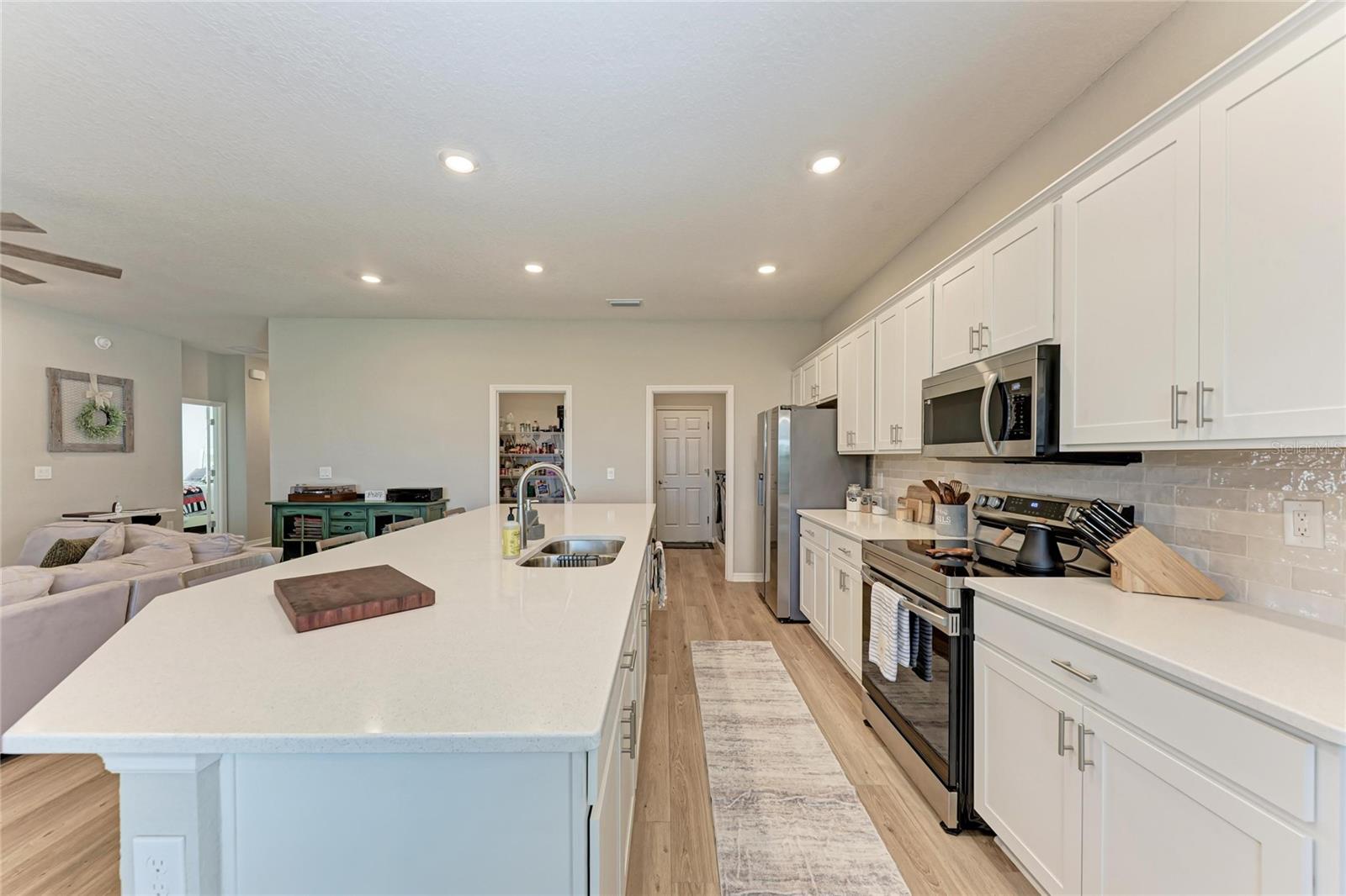 Image 13 of 62 For 6716 162nd Place E