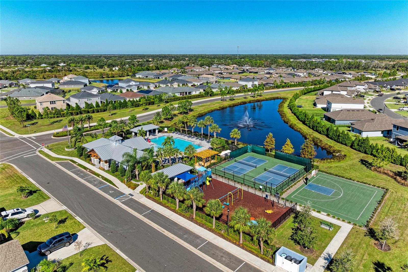 Image 55 of 62 For 6716 162nd Place E