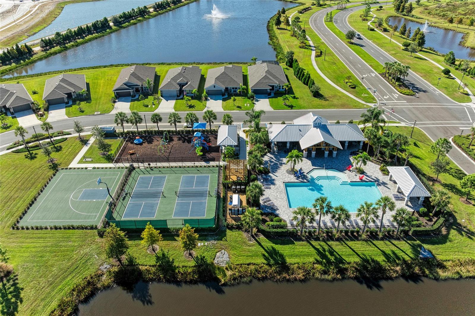 Image 59 of 62 For 6716 162nd Place E