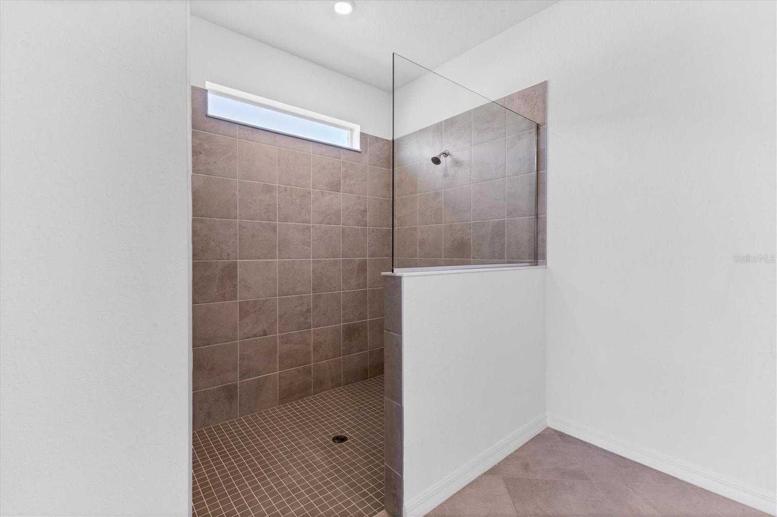 Image 17 of 76 For 19095 Cabernet Court