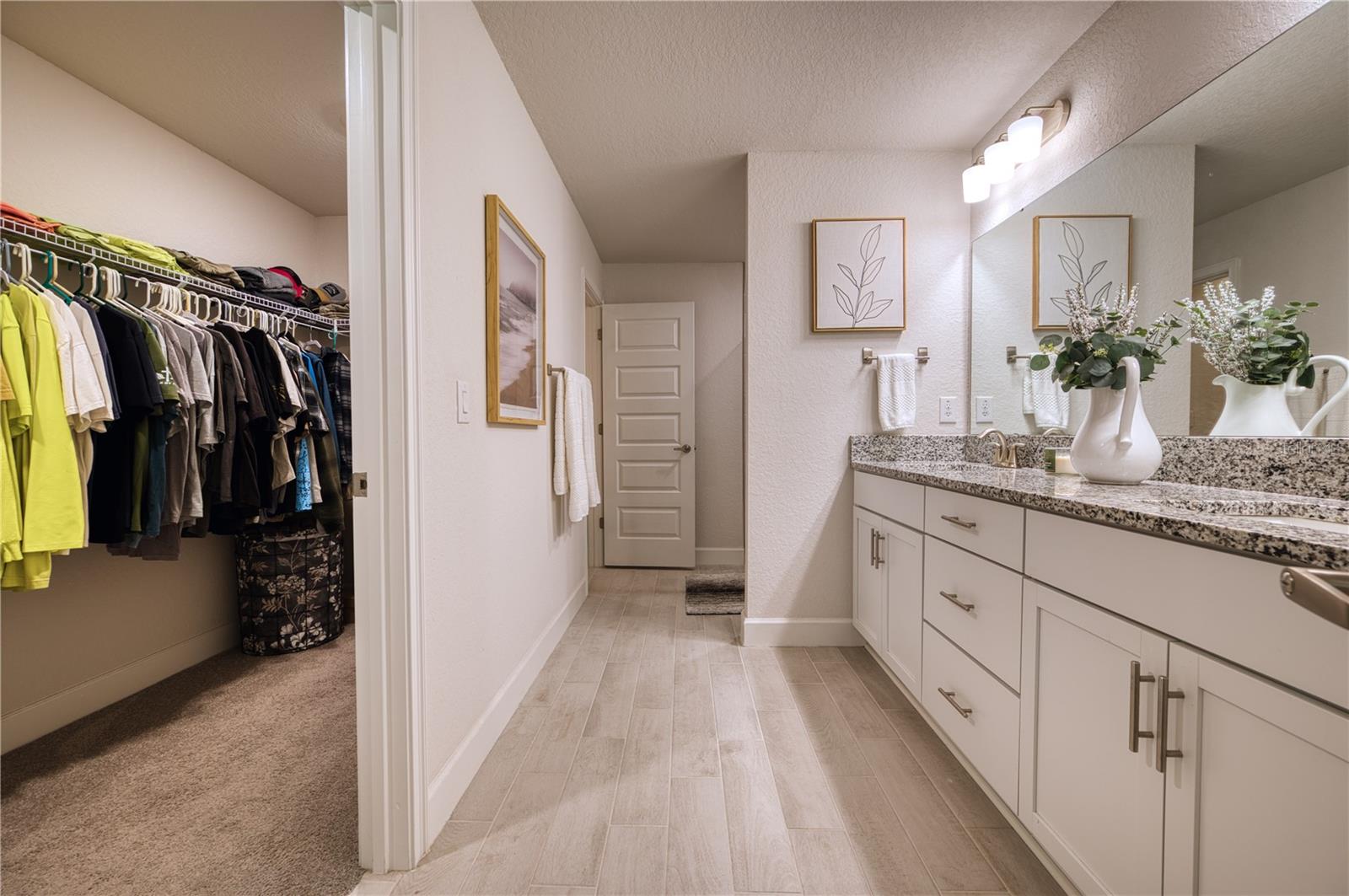 Image 21 of 54 For 9406 43rd Court E