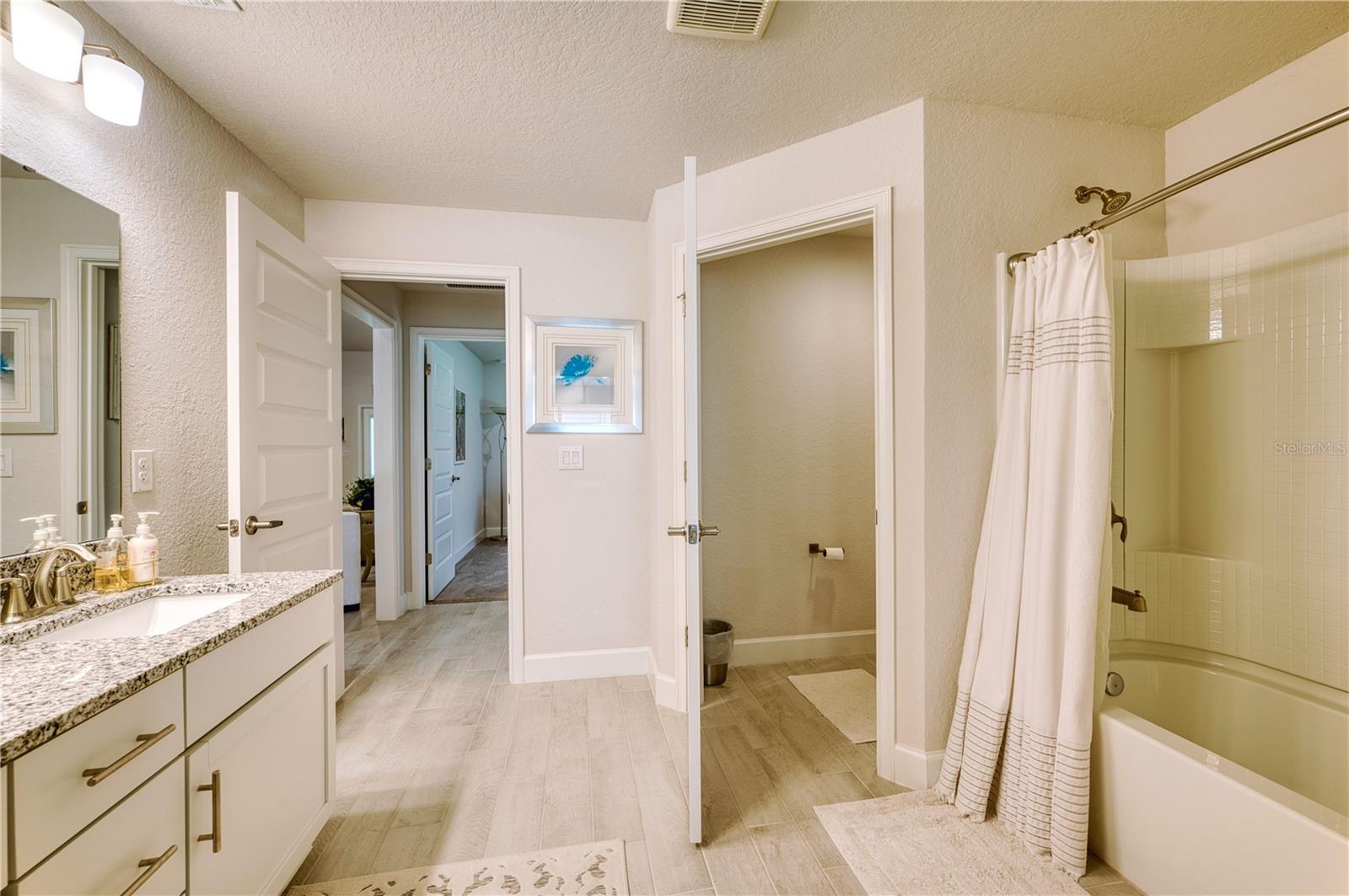 Image 34 of 54 For 9406 43rd Court E