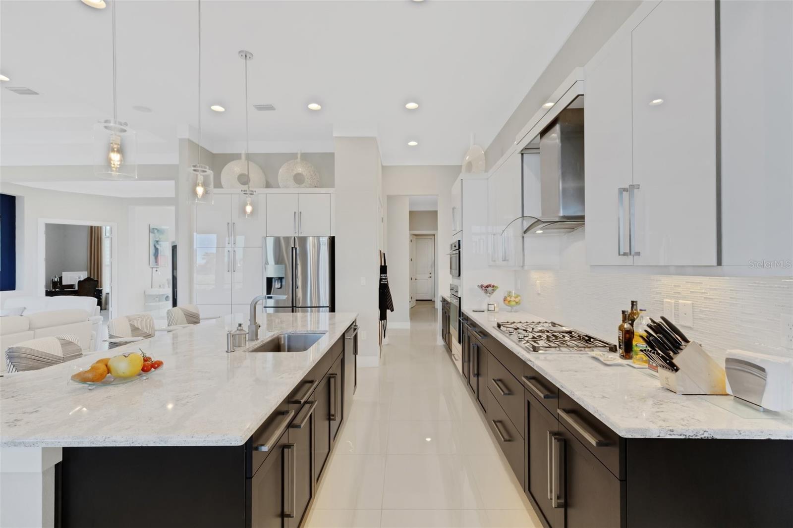 Image 17 of 88 For 8921 Artisan Way