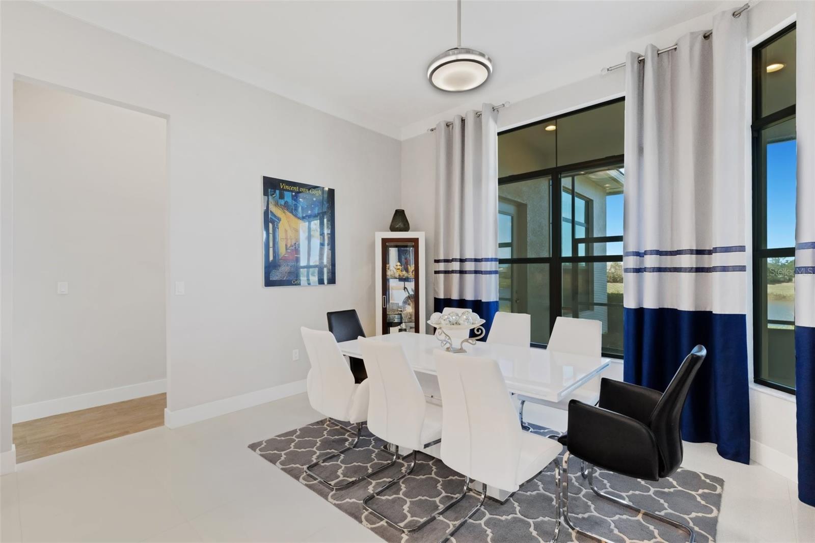 Image 20 of 88 For 8921 Artisan Way