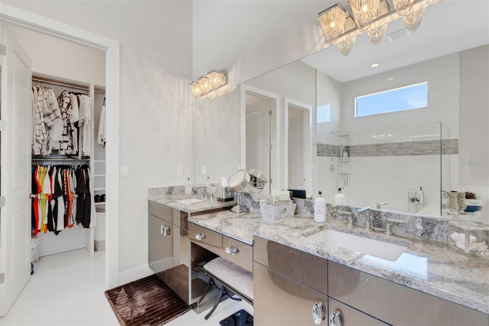 Image 34 of 88 For 8921 Artisan Way