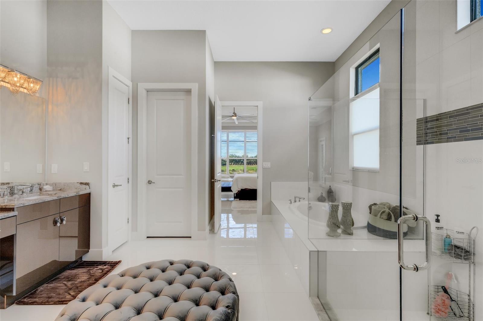 Image 36 of 88 For 8921 Artisan Way