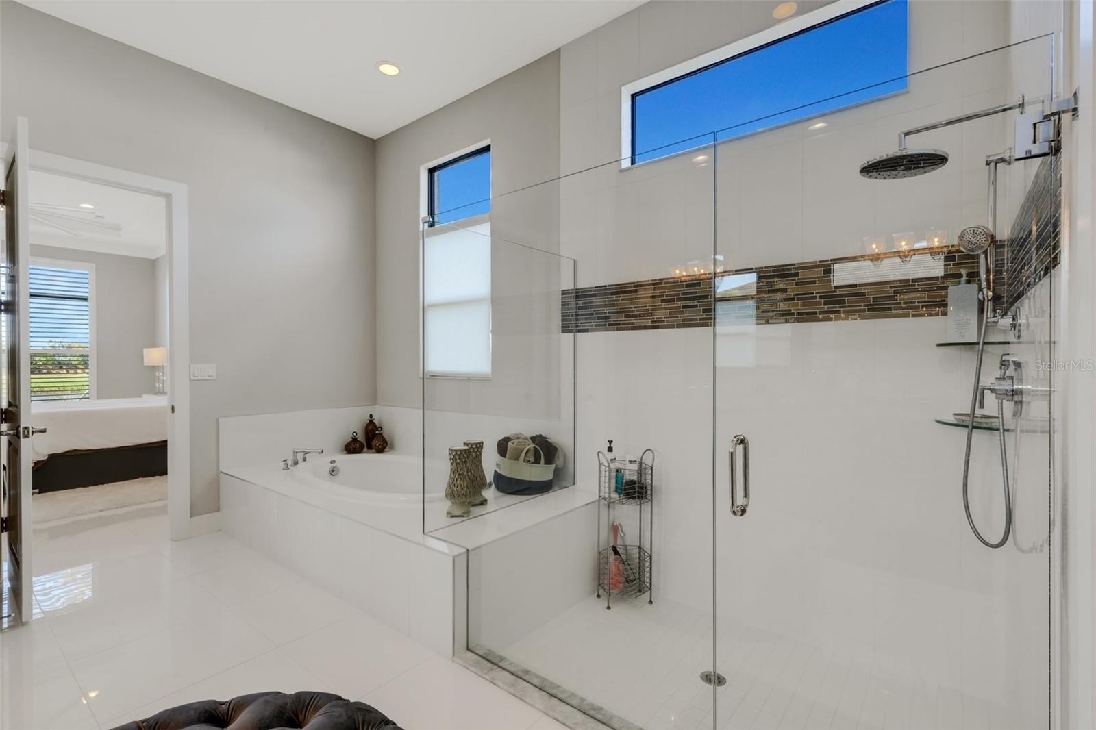 Image 37 of 88 For 8921 Artisan Way