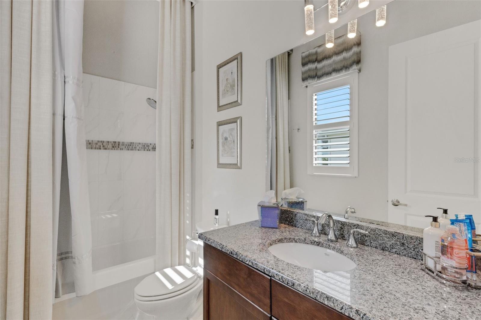 Image 48 of 88 For 8921 Artisan Way